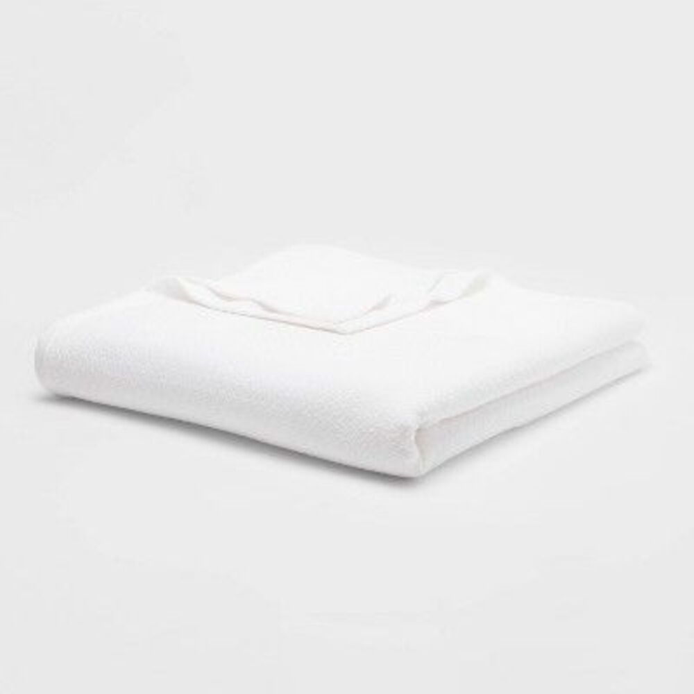 Threshold White Holiday Throw Blanket
